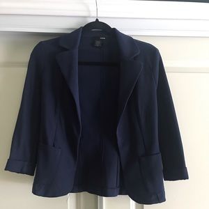 Navy fitted blazer